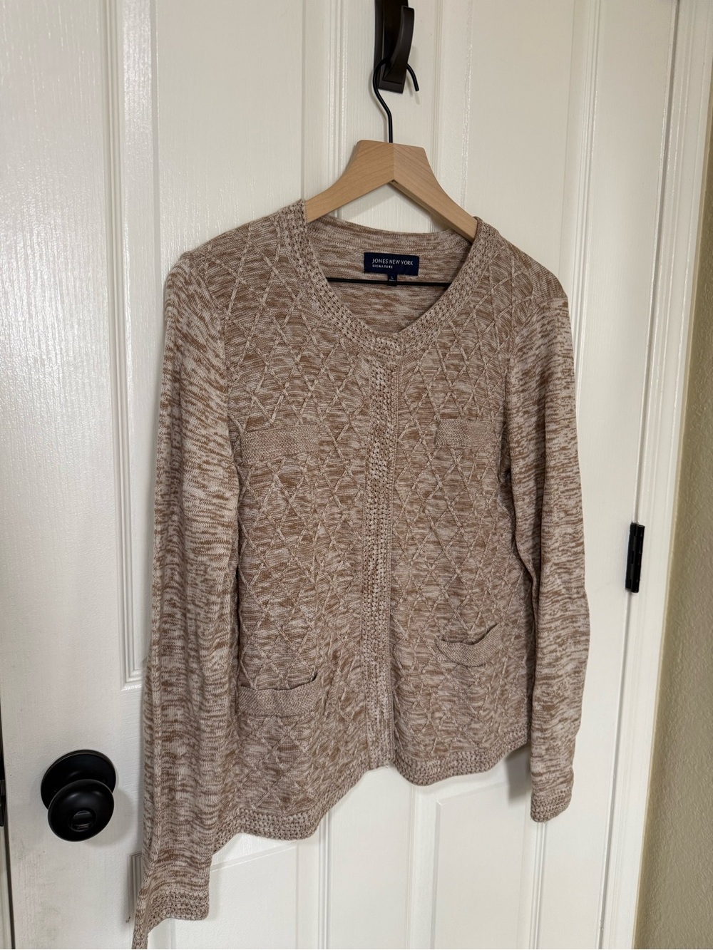 Jones New York Neutral Taupe Textured V‑Neck Cardigan